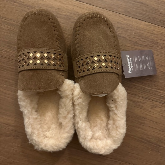 BearPaw Slippers (NWT) - Picture 1 of 4